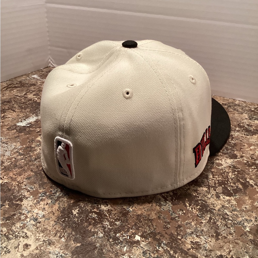 Chicago Bulls Baseball Cap Hat NWT - Picture 3 of 5
